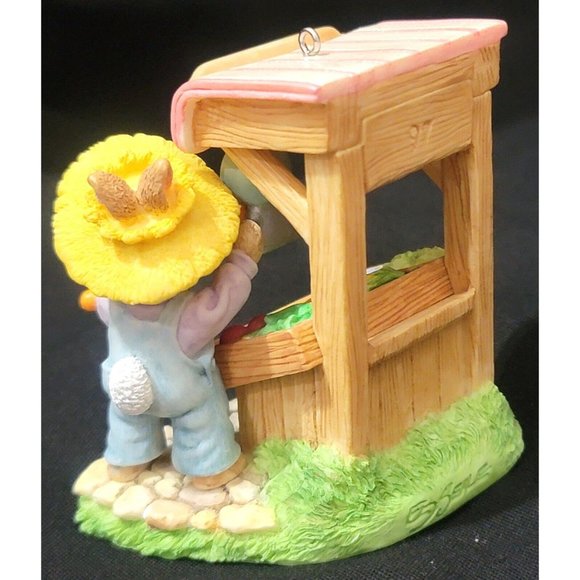 Hallmark Tender Touches FARMER'S MARKET Spring summer garden vegetables Ornament - Picture 4 of 7